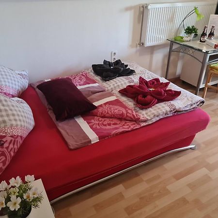Ferienwohnungen Wie Im Sueden Grossostheim Экстерьер фото